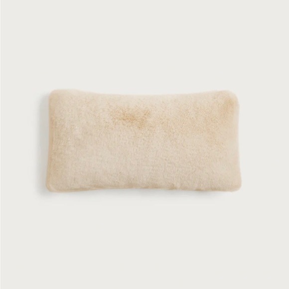 New! UnHide Squish Pillow Small Lumbar Rectangle (Beige) - Picture 2 of 4